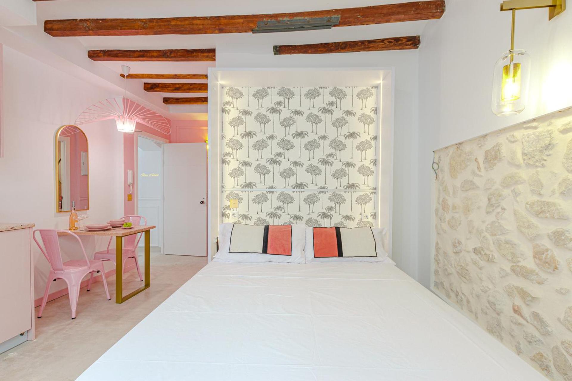 Glamorous Pink Studio In City Center อาลิกันเต ภายนอก รูปภาพ